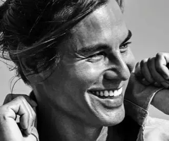 Julio Iglesias Experience por Julio Iglesias Jr.